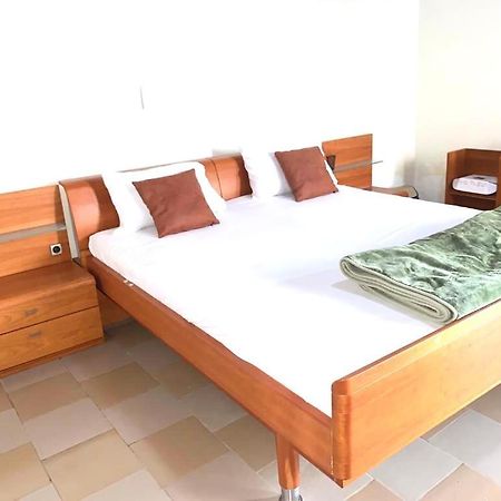 קונאקרי Residences Mafca מראה חיצוני תמונה