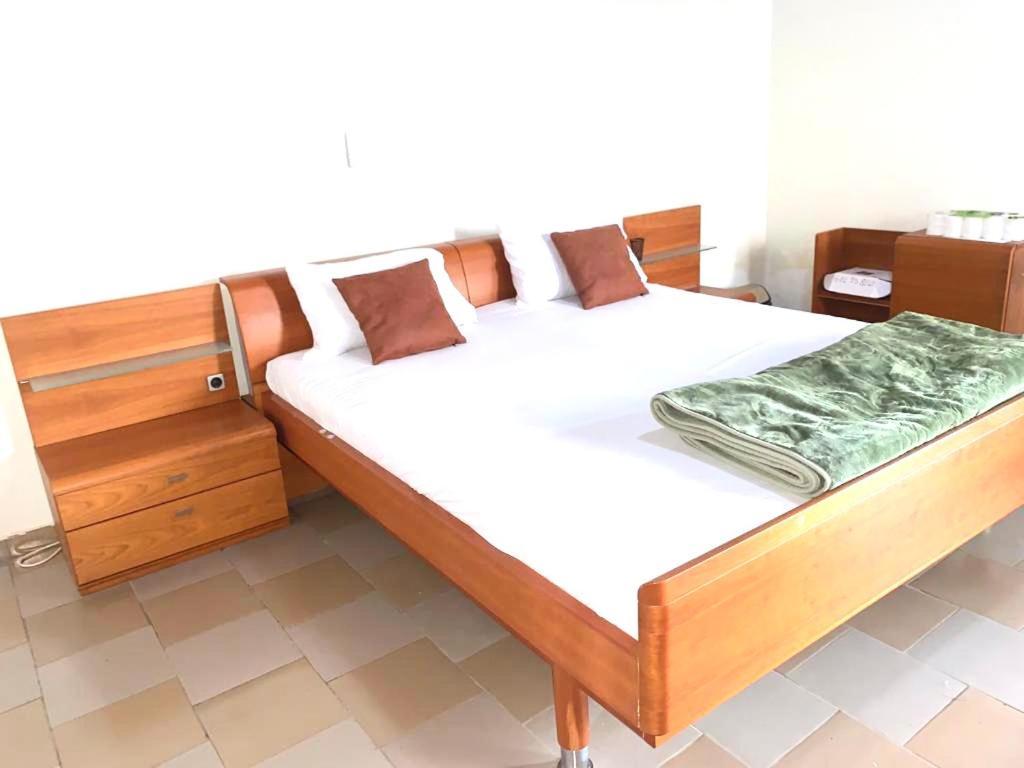 קונאקרי Residences Mafca מראה חיצוני תמונה