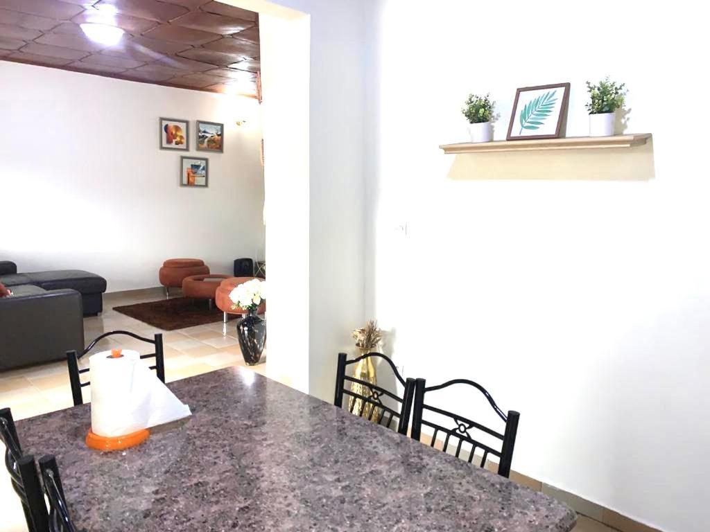קונאקרי Residences Mafca מראה חיצוני תמונה