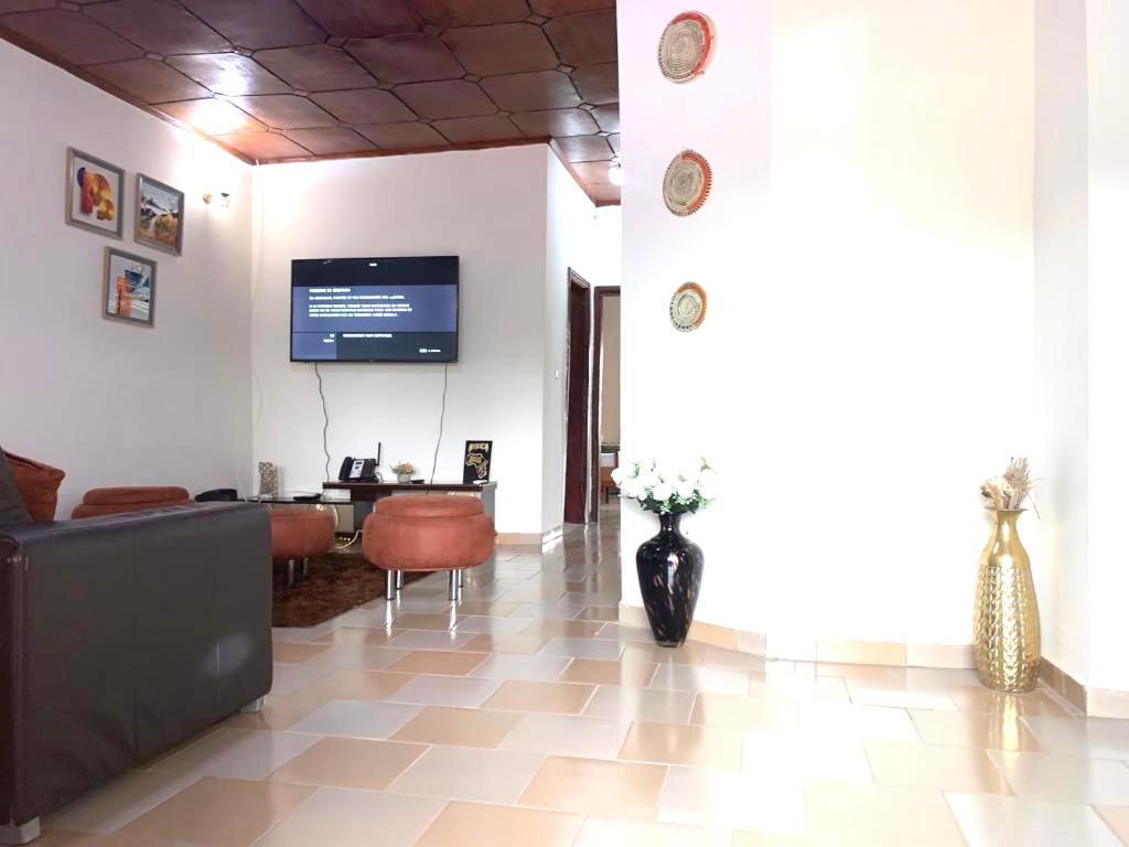 קונאקרי Residences Mafca מראה חיצוני תמונה